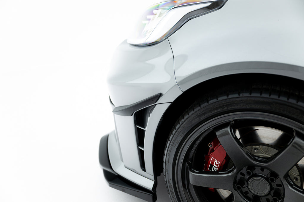 Canards Toyota GR Yaris Mk4 Facelift — vista posteriore