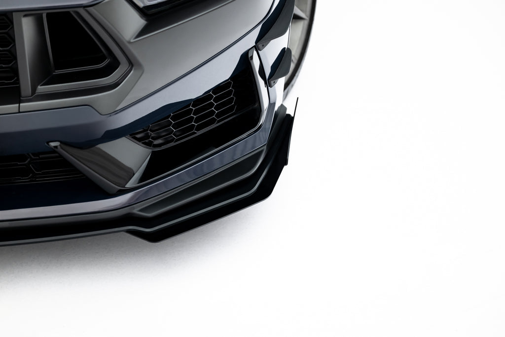 Flap Anteriori Ford Mustang Mk7 Dark Horse Street Pro — particolare della finitura