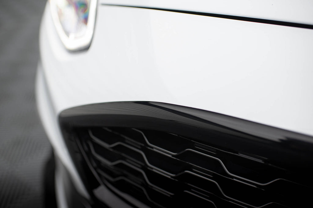 Griglia anteriore Maxton Design per Ford Fiesta ST Mk8, ABS nero lucido — vista ravvicinata