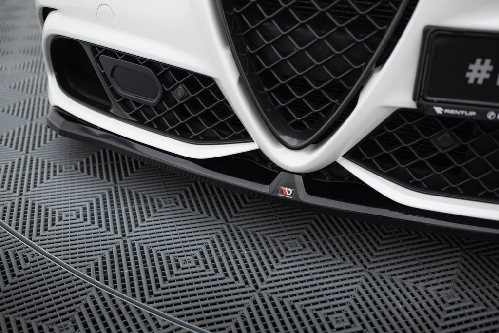 Lip Anteriore Alfa Romeo Giulia Quadrifoglio — dettaglio del profilo