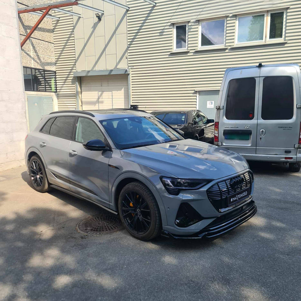 Lip Anteriore Audi e-tron S-Line — montato sulla vettura