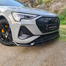 Carica l'immagine nel visualizzatore di Gallery, Lip Anteriore Audi e-tron S-Line — vista posteriore