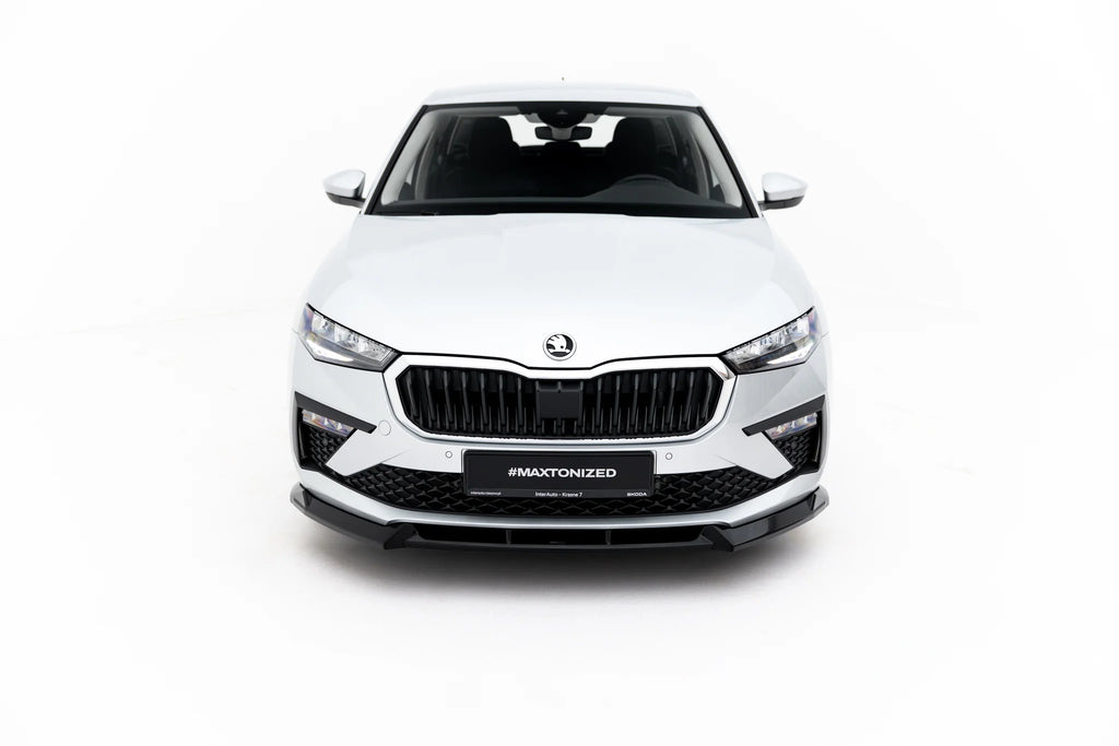 Lip Anteriore Skoda Scala MK1 Facelift — particolare della finitura