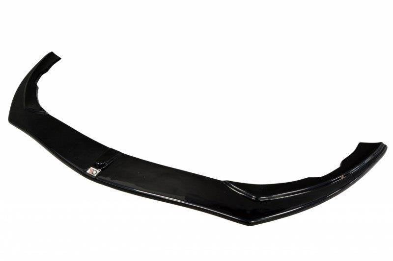 Lip anteriore Maxton Design montato sotto il paraurti dell'Alfa Romeo Giulietta
