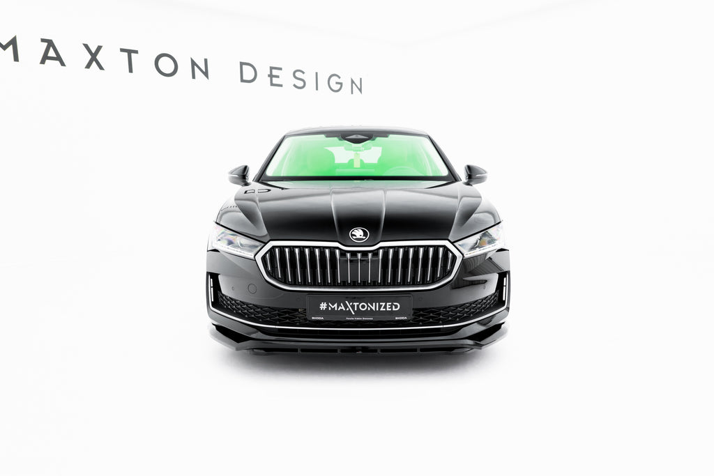 Lip Anteriore V.1 Skoda Superb Mk4 — vista laterale