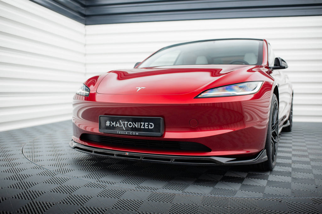 Lip Anteriore V.1 Tesla Model 3 Mk1 Facelift — particolare della finitura