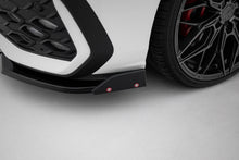 Carica l'immagine nel visualizzatore di Gallery, Lip Anteriore V.2 Volkswagen Golf Mk8 Facelift + Flap GTI / GTE / R-Line — montato sulla vettura