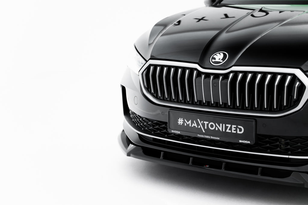 Lip Anteriore V.2 Skoda Superb Mk4 — vista posteriore