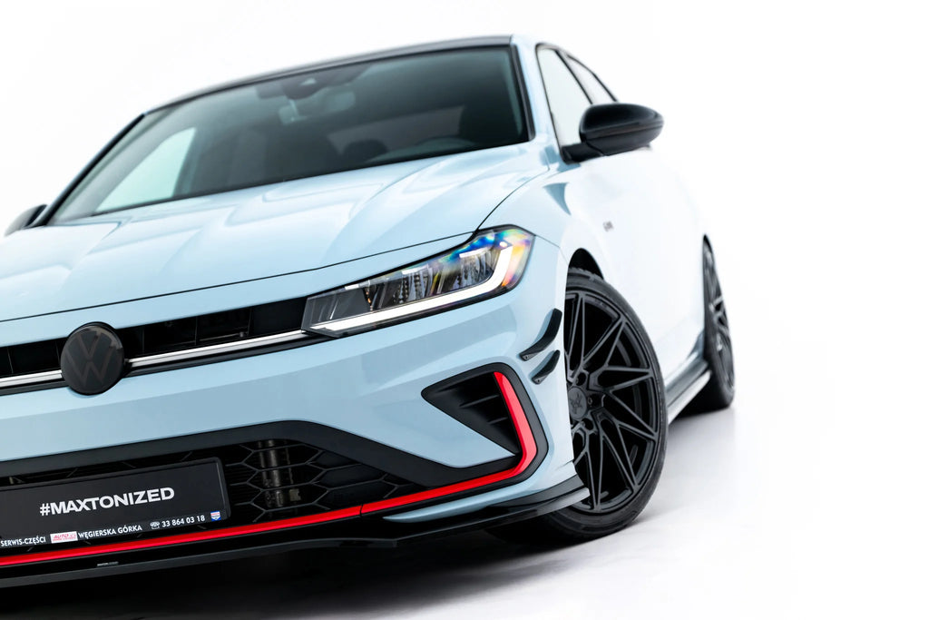 Lip Anteriore V.2 Volkswagen Jetta GLI Mk7 Facelift 2 — particolare della finitura