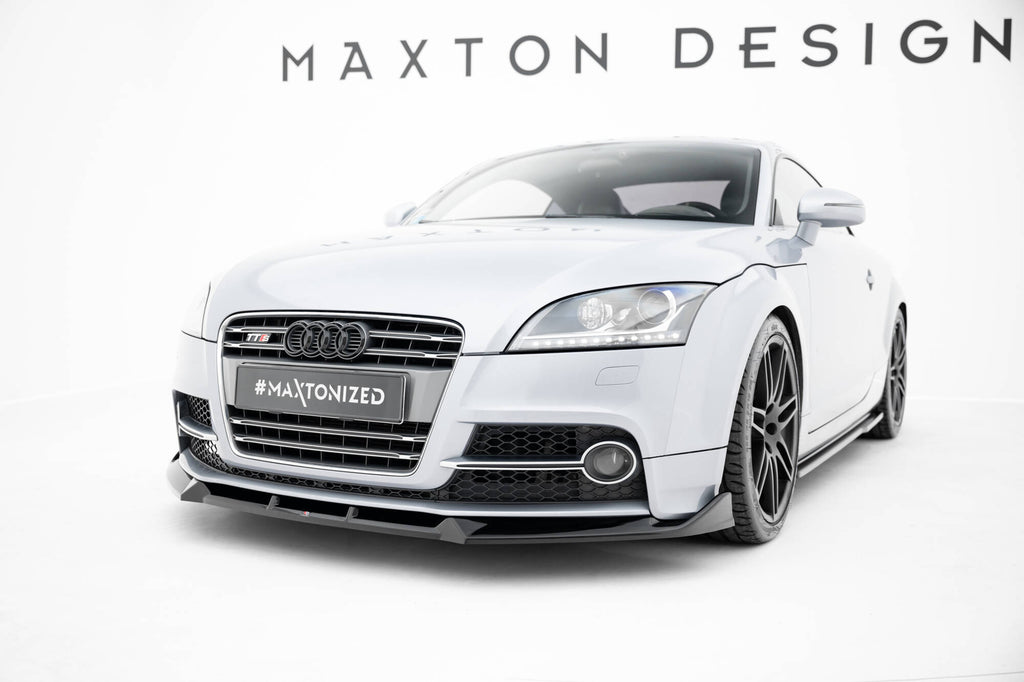 Lip Anteriore V.3 Audi TT 8J Facelift S-Line — particolare della finitura