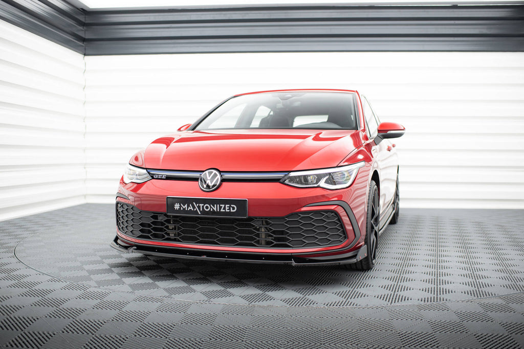 Lip Anteriore V.3 Volkswagen Golf Mk8 + Flap GTI / GTE / GTD — montato sulla vettura