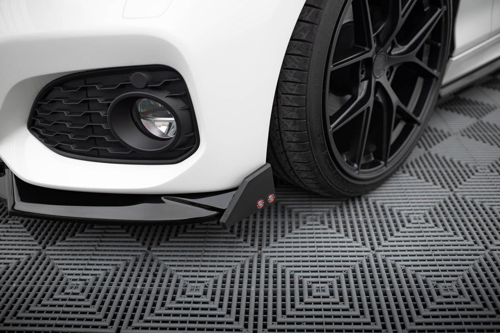 Lip Anteriore V.5 BMW Serie 1 F20 Facelift + Flap M-Pack / M140i — particolare della finitura