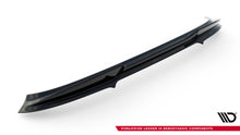 Load image into Gallery viewer, Estensione Spoiler Volkswagen Golf R Mk8 Facelift — montato sulla vettura