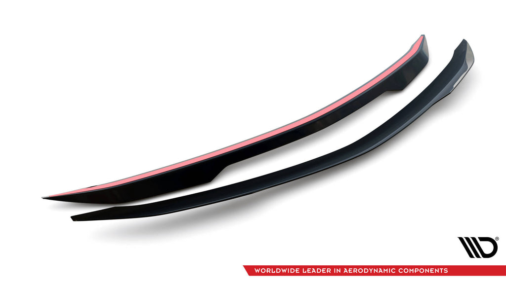 Dettaglio della finitura nero lucido dell estensione spoiler per Lamborghini Urus