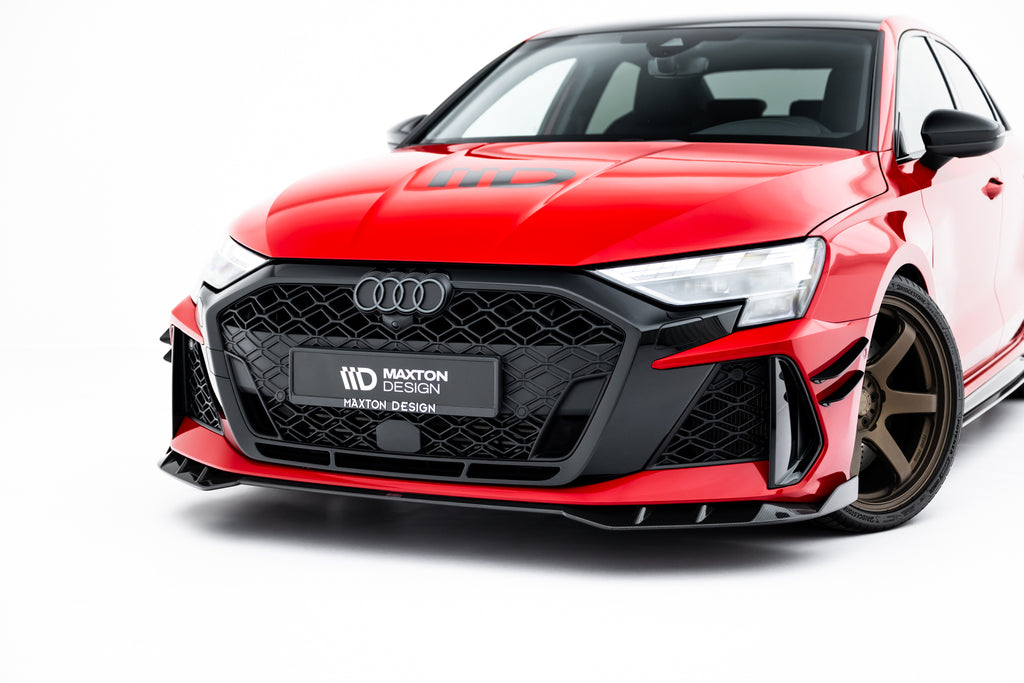 Lip Anteriore Audi RS3 8Y Facelift in Fibra di Carbonio — dettaglio del profilo