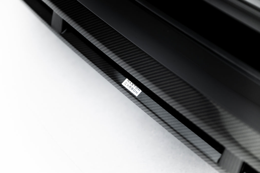 Lip Anteriore Audi Q8 4M Facelift S-Line in Fibra di Carbonio — dettaglio del fissaggio