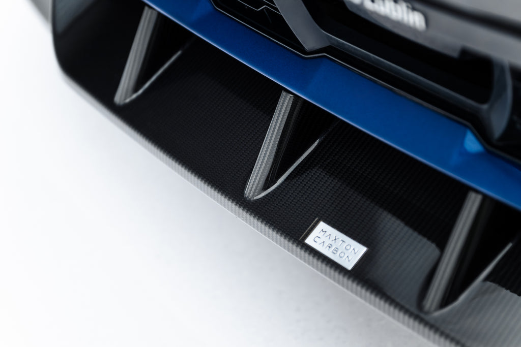 Lip Anteriore BMW X7 G07 M-Pack in Fibra di Carbonio — particolare della finitura
