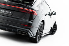 Carica l'immagine nel visualizzatore di Gallery, Splitter Laterali Posteriori Audi Q8 4M Facelift S-Line in Fibra di Carbonio — vista d'insieme