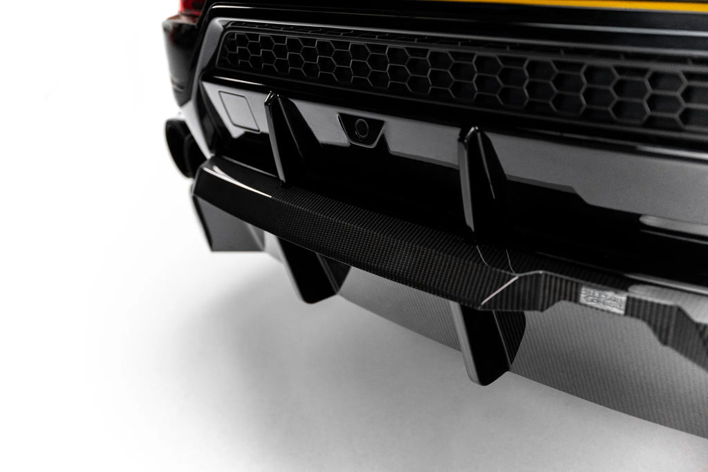 Splitter Posteriore Centrale Lamborghini Urus Mk 1 in Fibra di Carbonio — vista laterale