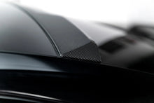 Carica l'immagine nel visualizzatore di Gallery, Alettone BMW Serie 7 G70 i7 eDrive50 M-pack / i7 xDrive60 M-Pack / i7 M70 xDrive M-Pack — montato sulla vettura