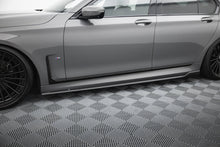 Load image into Gallery viewer, Diffusori Sotto Minigonne BMW Serie 7 G11 Facelift M-Pack in Fibra di Carbonio — dettaglio del profilo