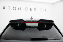 Load image into Gallery viewer, Estensione Spoiler Audi RS3 Sportback 8Y in Fibra di Carbonio — dettaglio del profilo
