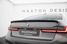 Load image into Gallery viewer, Alettone BMW Serie 7 G11 M-Pack in Fibra di Carbonio — montato sulla vettura