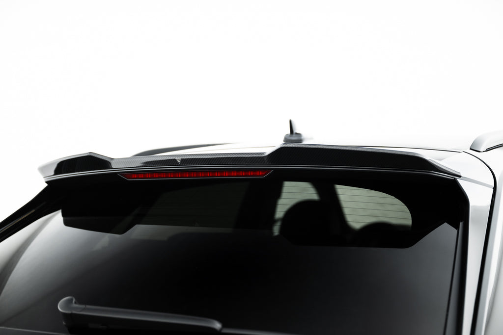 Alettone Audi Q8 4M Facelift S-Line in Fibra di Carbonio — particolare del bordo
