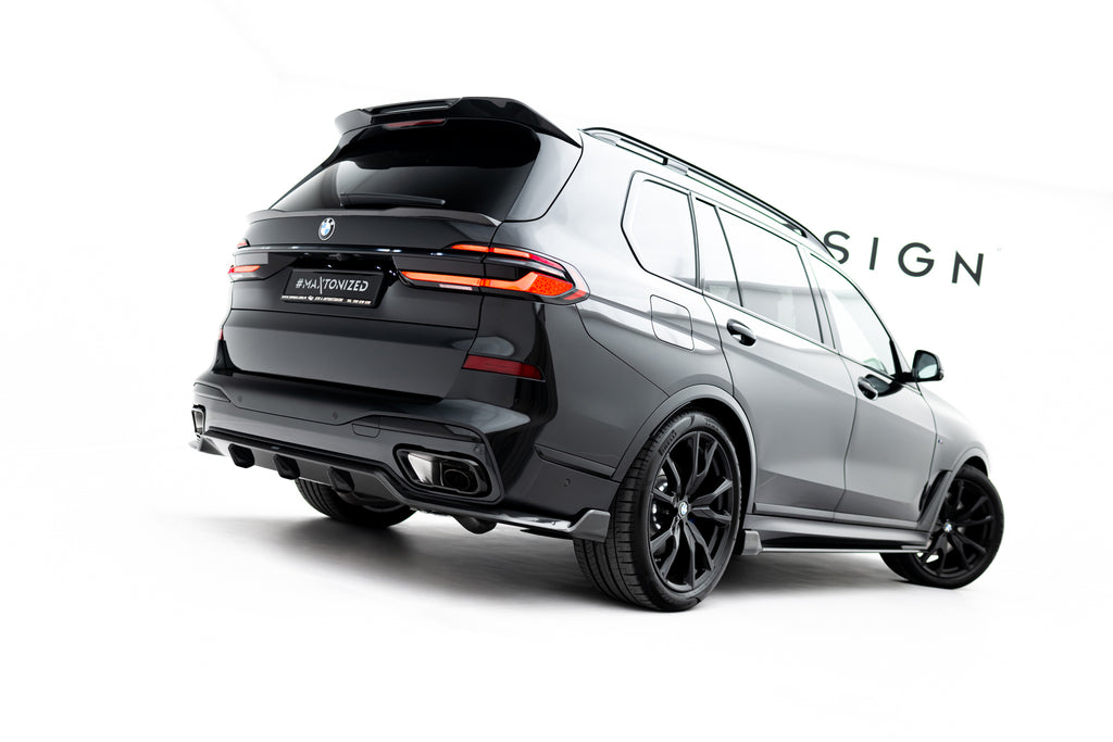 Alettone Maxton Design compatibile con BMW X7 G07 Facelift M-Pack in Fibra di Carbonio — dettaglio del fissaggio