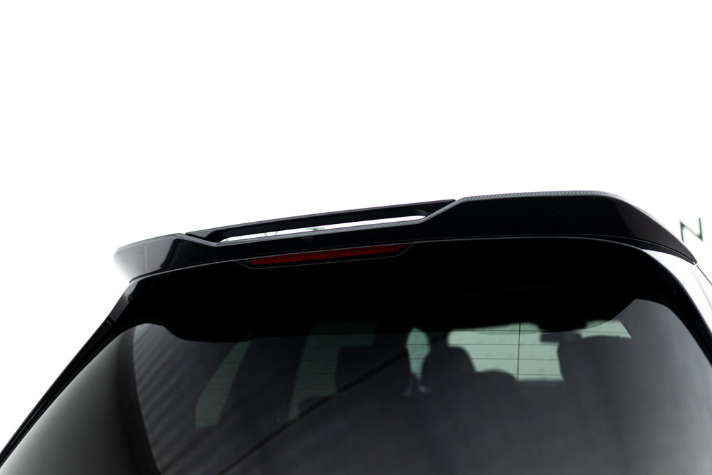 Alettone Maxton Design compatibile con BMW X7 G07 Facelift M-Pack in Fibra di Carbonio — vista angolata