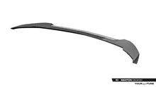 Load image into Gallery viewer, Estensione Spoiler Lamborghini Urus Mk 1 in Fibra di Carbonio — dettaglio del profilo