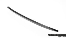 Carica l'immagine nel visualizzatore di Gallery, Estensione Spoiler V.2 Audi RS3 Berlina 8Y Facelift in Fibra di Carbonio — vista posteriore