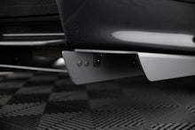 Carica l'immagine nel visualizzatore di Gallery, BMW Serie 3 E36 con diffusore posteriore Maxton Design installato