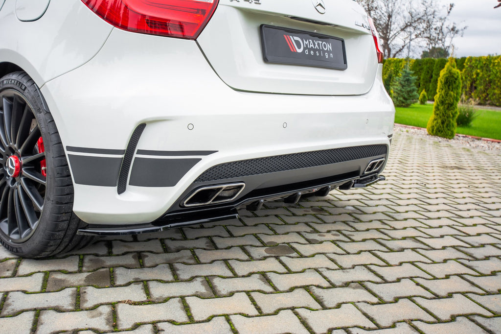 Diffusore posteriore Maxton Design per Mercedes-AMG A 45 W176, ABS nero lucido — vista d'insieme