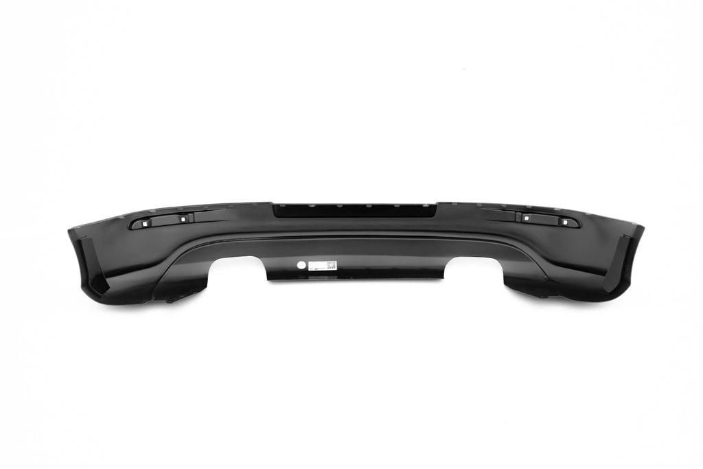 Diffusore posteriore in ABS montato sulla Volkswagen Golf Mk5 R32