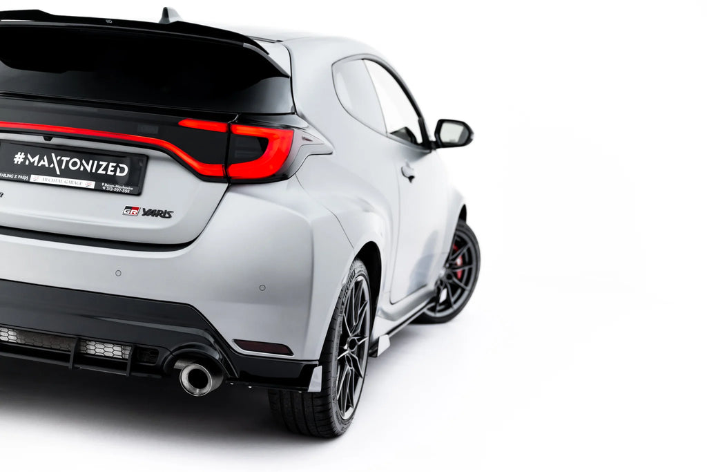 Flap Laterali Posteriori Toyota GR Yaris Mk4 Facelift Street Pro — particolare della finitura