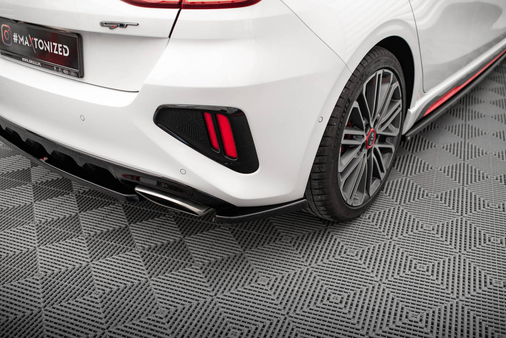 Splitter Laterali Posteriori Kia Ceed GT Mk3 — vista laterale