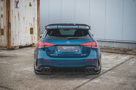 Splitter laterali posteriori montati sulla Mercedes-AMG A35 Hatchback W177