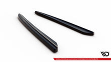 Load image into Gallery viewer, Splitter Laterali Posteriori Mercedes CLS C219 — montato sulla vettura