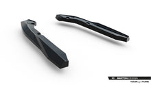 Load image into Gallery viewer, Splitter Laterali Posteriori Subaru WRX Mk2 STI — particolare della finitura