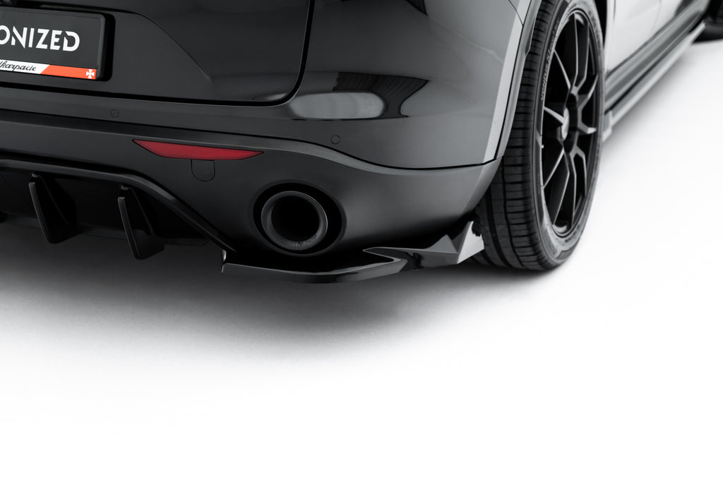 Splitter Laterali Posteriori V.2 Alfa Romeo Stelvio Mk1 — vista d'insieme