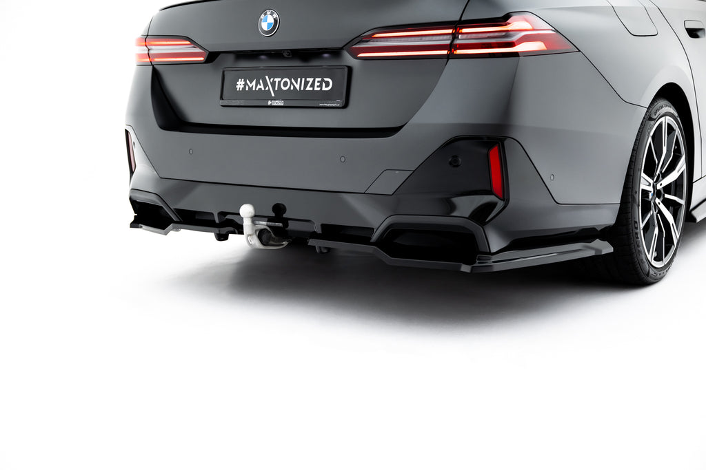 Splitter Laterali Posteriori V.2 BMW Serie 5 G60 — montato sulla vettura