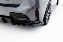 Carica l'immagine nel visualizzatore di Gallery, Splitter Laterali Posteriori V.2 BMW Serie 1 M135i xDrive F70 — particolare della finitura