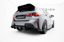 Carica l'immagine nel visualizzatore di Gallery, Splitter Laterali Posteriori V.2 BMW Serie 1 M135i xDrive F70 — dettaglio del fissaggio