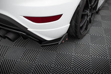 Load image into Gallery viewer, Splitter Laterali Posteriori V.3 Ford Fiesta ST Mk7 Facelift + Flap — montato sulla vettura