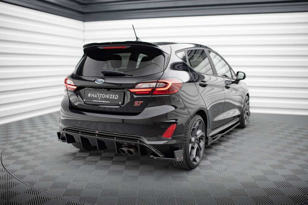 Splitter Laterali Posteriori V.4 Ford Fiesta ST Mk8 + Flap — dettaglio del profilo