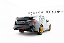 Load image into Gallery viewer, Splitter Laterali Posteriori V.8 Skoda Octavia RS Mk4 Facelift — dettaglio del profilo