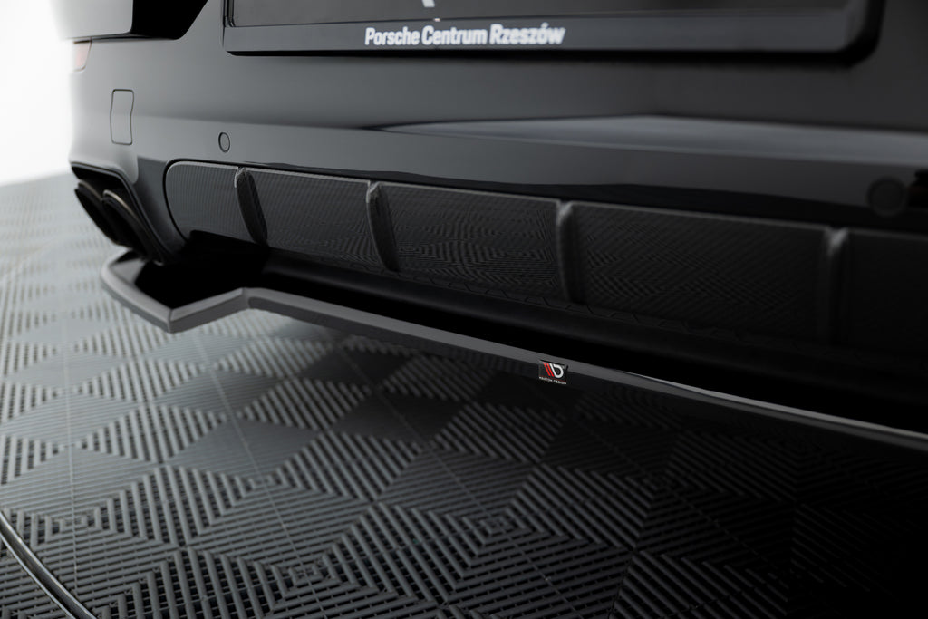 Splitter Posteriore Centrale Porsche Cayenne Sport Design / Turbo SUV / Coupe Mk3 Facelift — vista posteriore