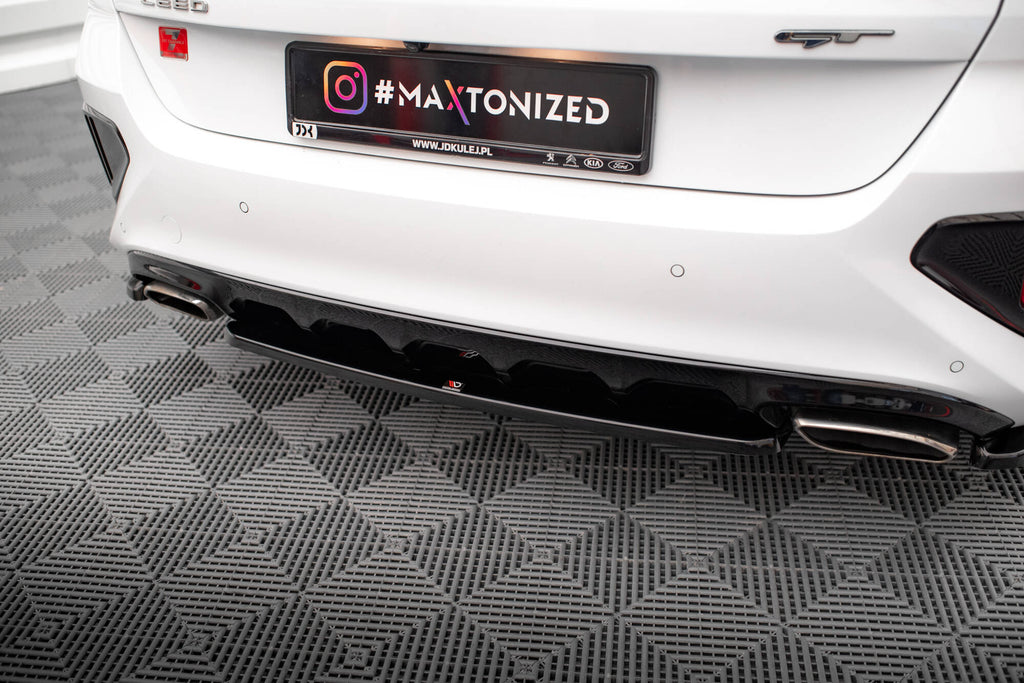 Splitter Posteriore Centrale Kia Ceed GT Mk3 — vista laterale