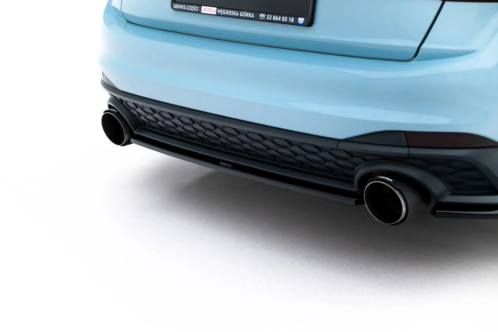 Splitter Posteriore Centrale Volkswagen Jetta GLI Mk7 Facelift 2 — particolare della finitura